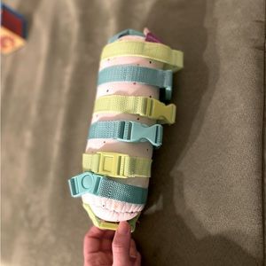 Lovevery Buckle Barrel